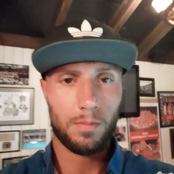 Meet your Posher, Joshua - Picture 2 of 2